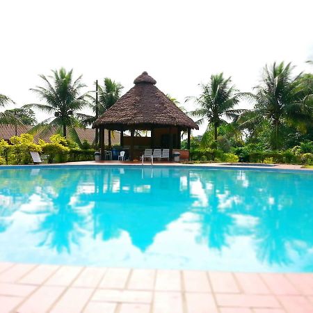 ויה טונארי Cesar'S Tropical Hotel מראה חיצוני תמונה