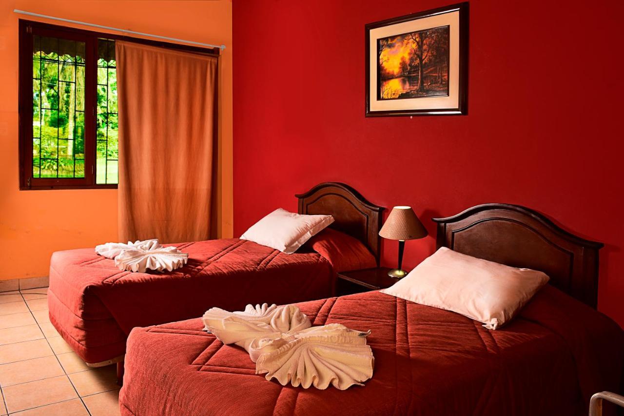 ויה טונארי Cesar'S Tropical Hotel מראה חיצוני תמונה